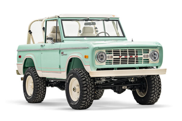 1966-Velocity-Classic-Ford-Bronco-Ranger-Edition-passenger-side-front