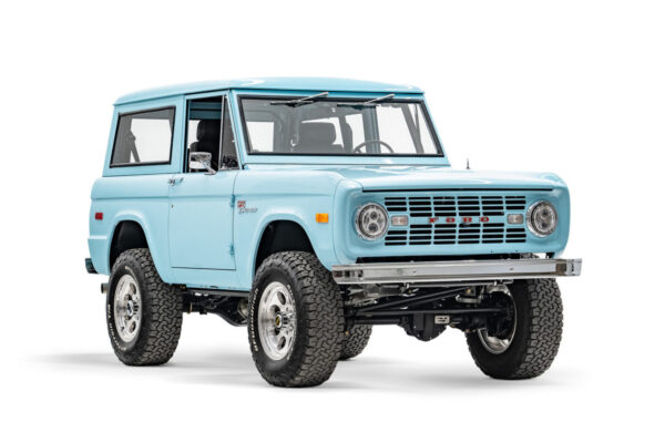 1967-Velocity-Classic-Ford-Bronco-Front-Passanger-Side-1536x1024